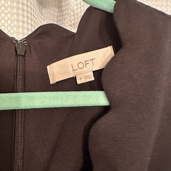 Black scalloped dress - Picture 2 of 4